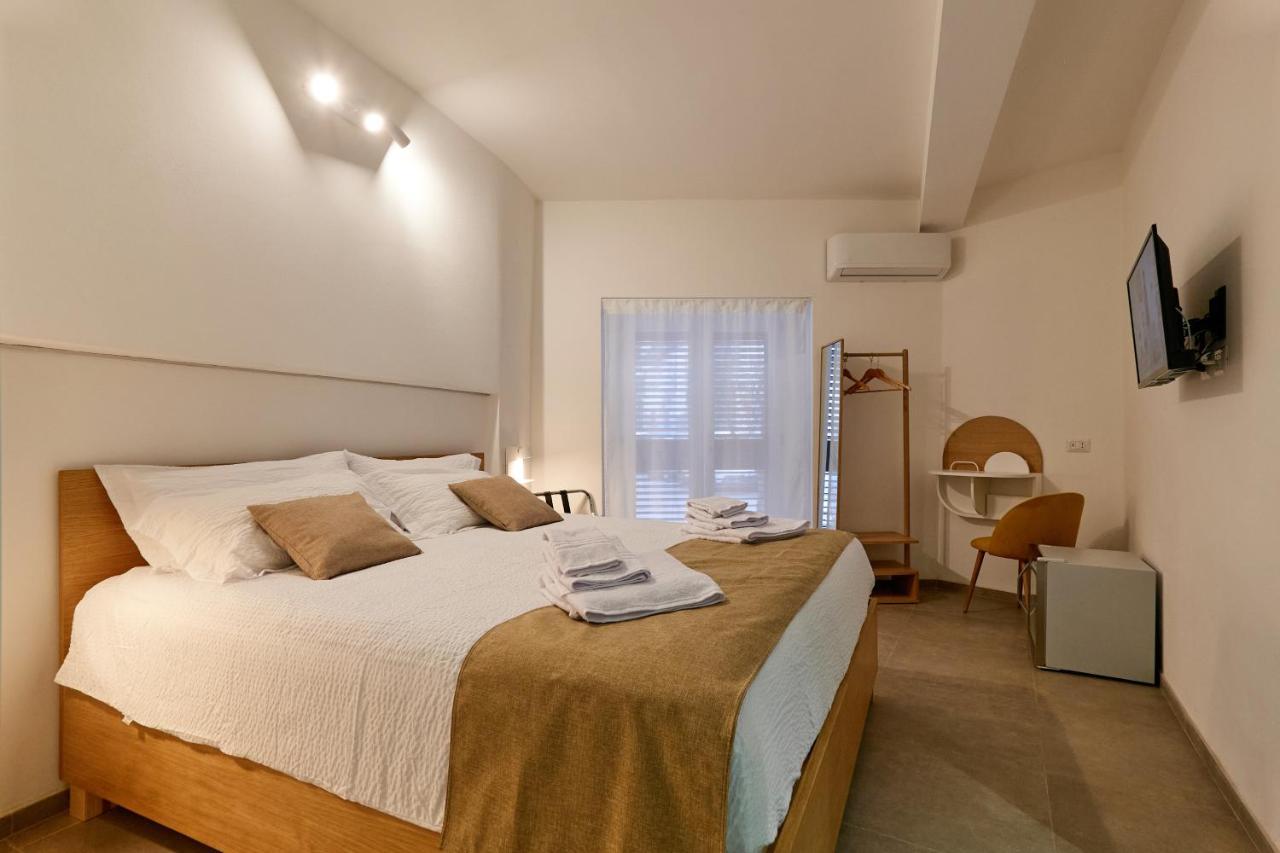 La Casa Di Chele Hotel ปาแลร์โม ภายนอก รูปภาพ