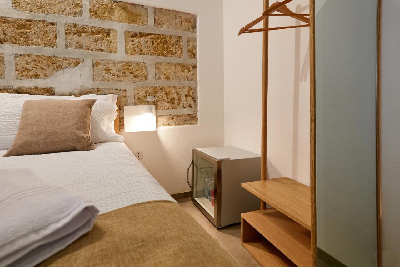 La Casa Di Chele Hotel ปาแลร์โม ภายนอก รูปภาพ