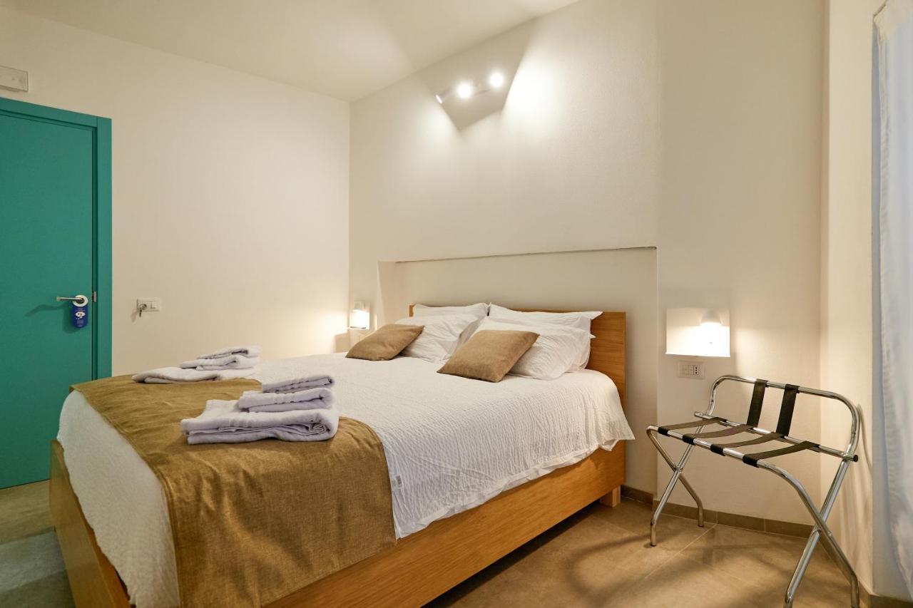 La Casa Di Chele Hotel ปาแลร์โม ภายนอก รูปภาพ